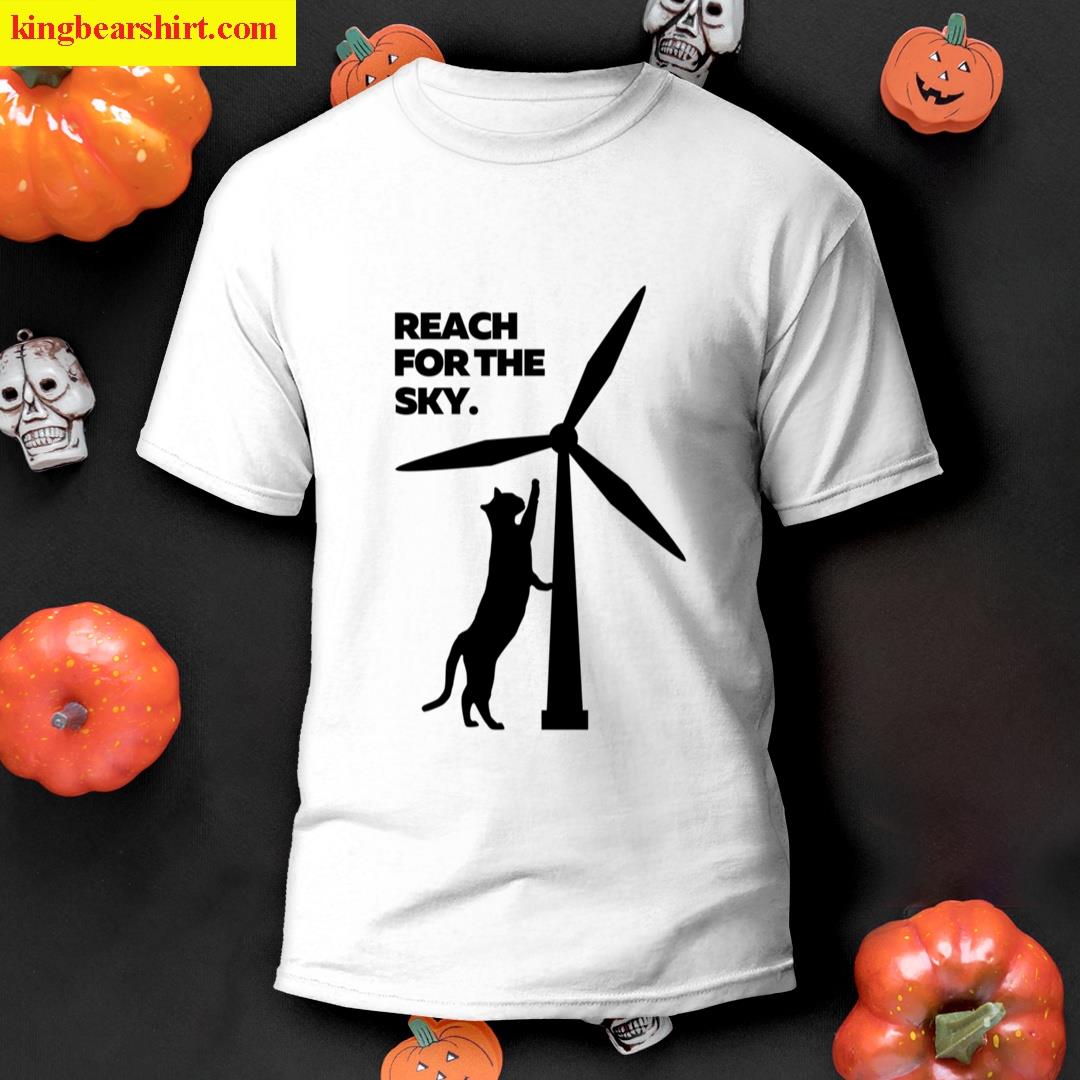 Reach For The Sky Cat Design T-shirt